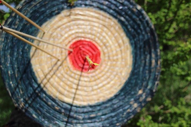 target-755801_640 target-755801_640